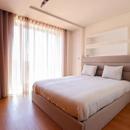 Ribeira Riverhouse - Centre Duplex With Terrace Apartment