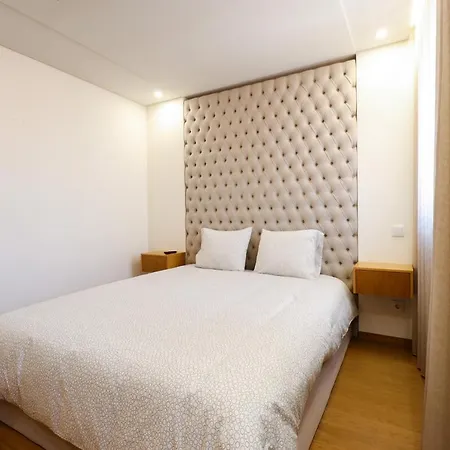 Apartment Ribeira Riverhouse - Centre Duplex With Terrace Viana do Castelo